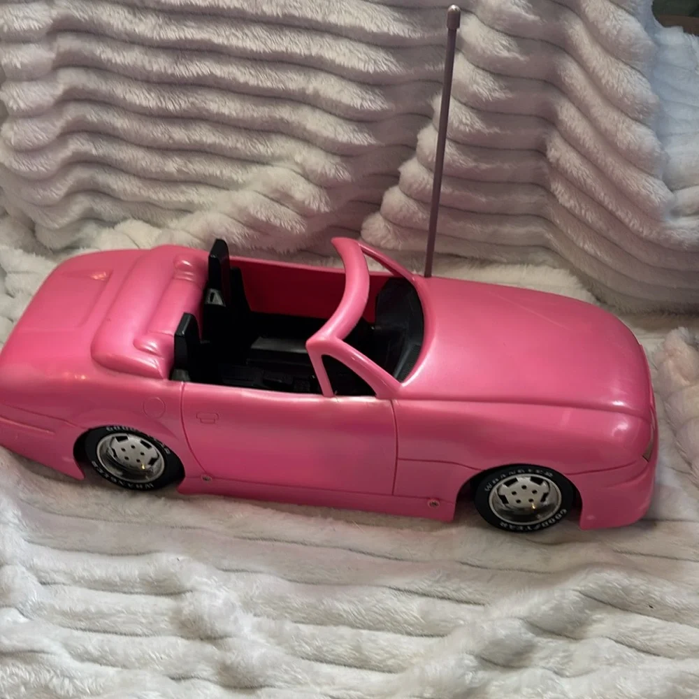 Vintage Barbie 1994 Meritus Remote Control Pink Convertible Car